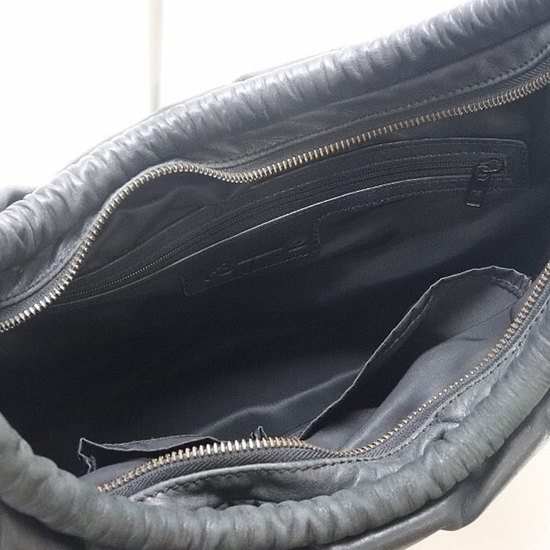 요지 야마모토 y-3 카우레더 퀼팅 핸드백 상품이미지4