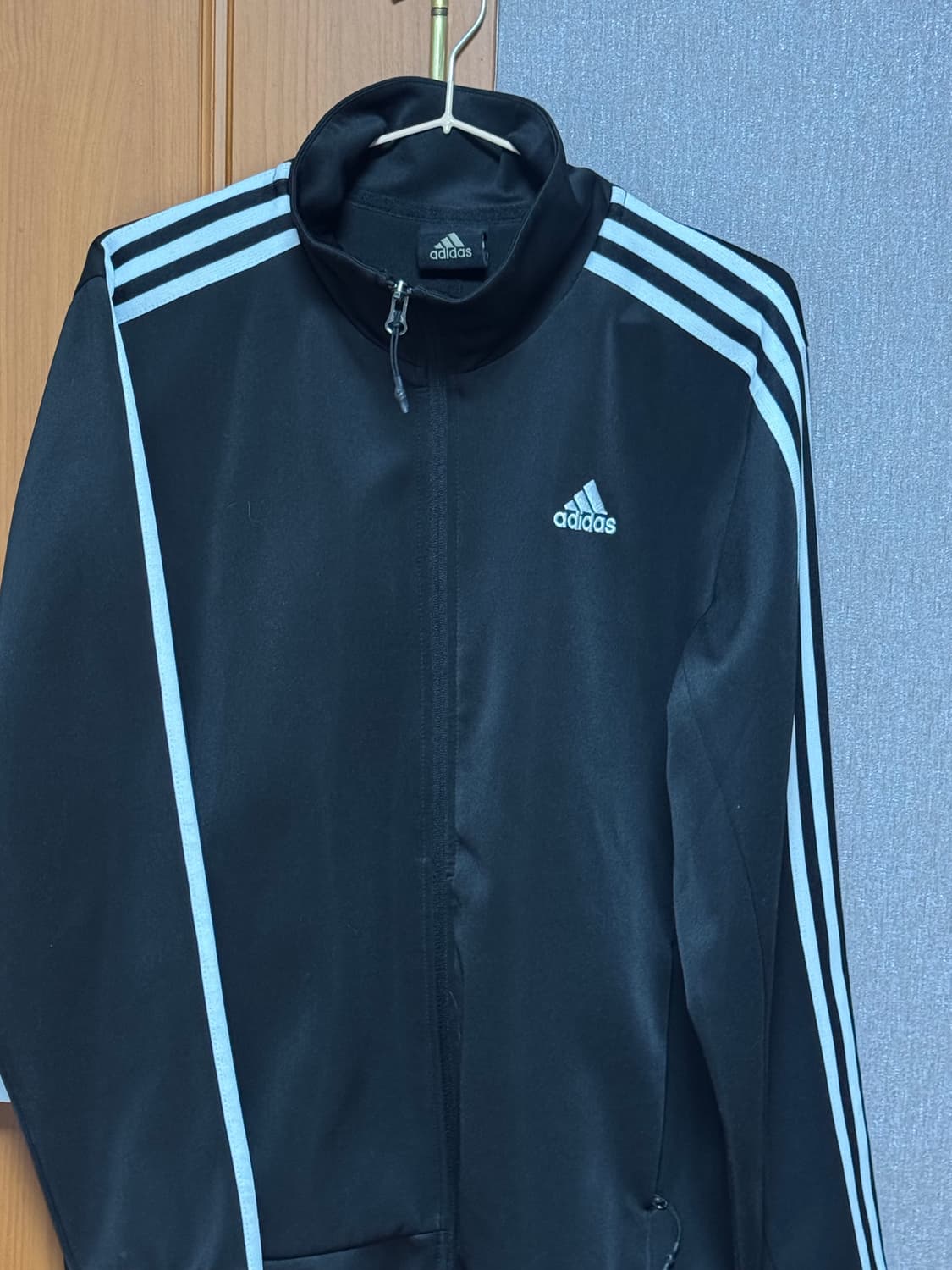 아디다스 블랙 져지 트랙탑 L 상품이미지1