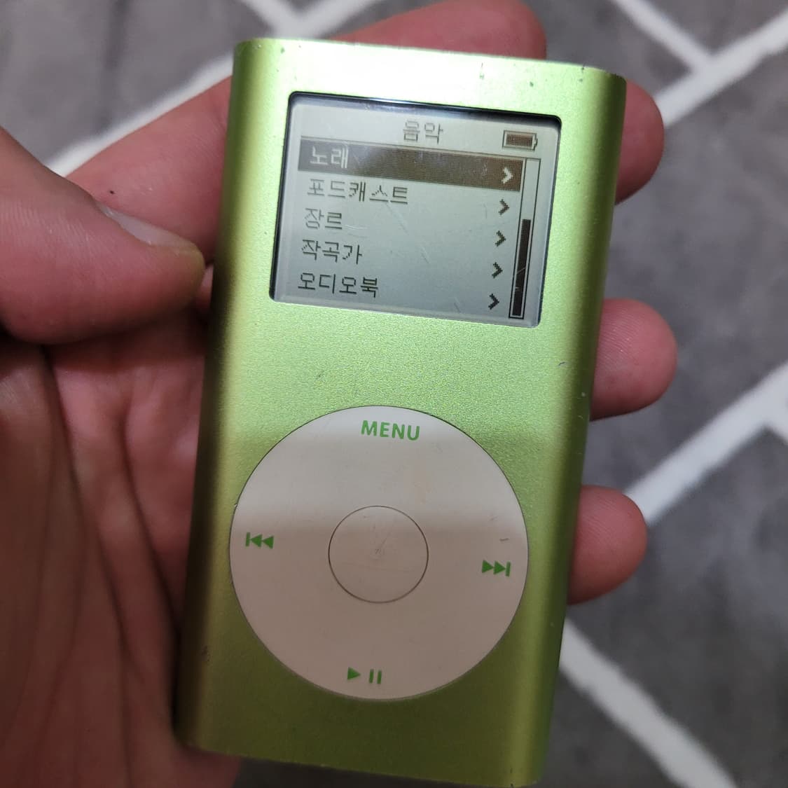애플 아이팟 미니 a1051 4기가 그린 색상 상품이미지9