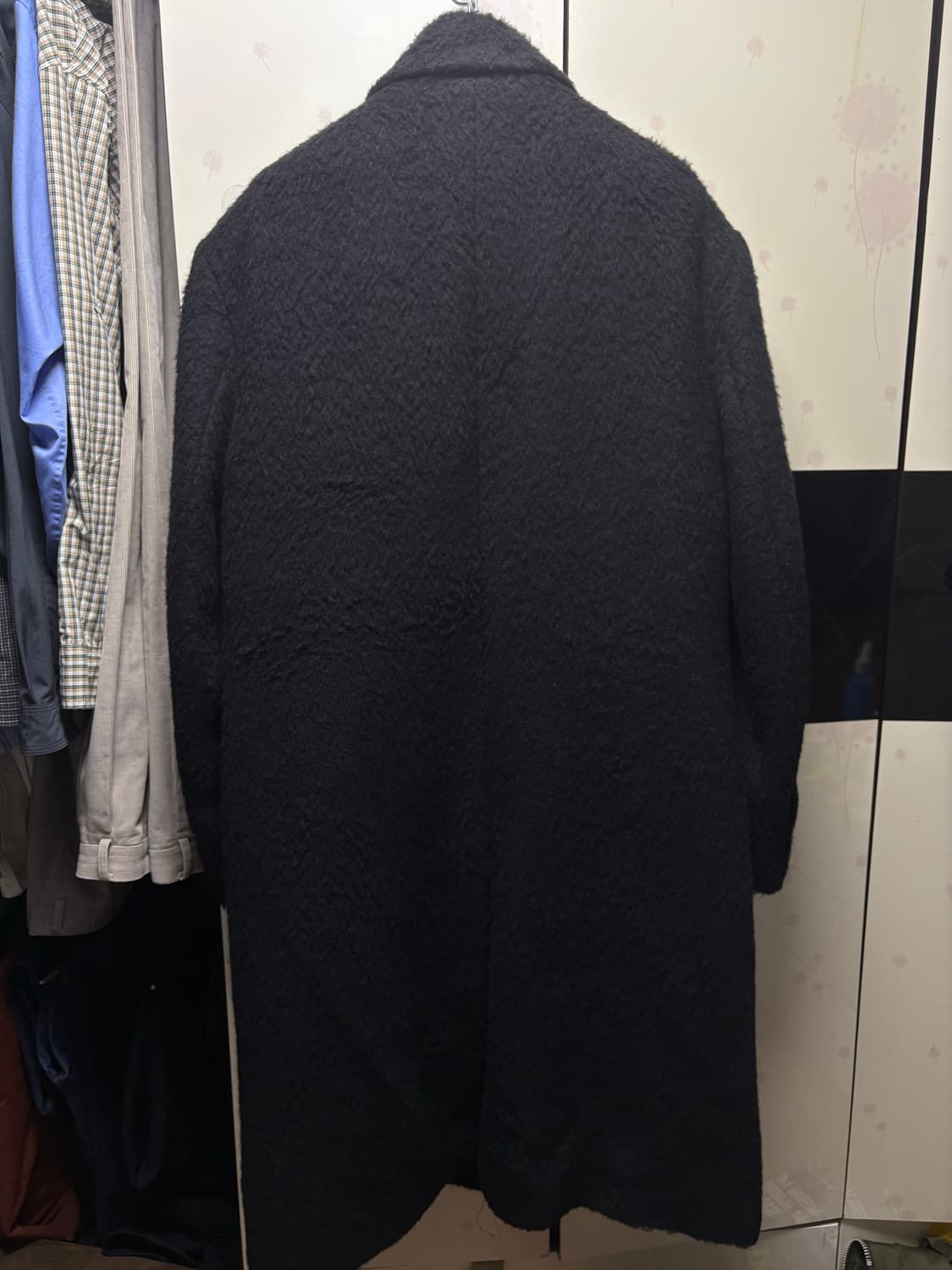 [L] 아모멘토 헤어리 롱 코트 블랙 상품이미지5