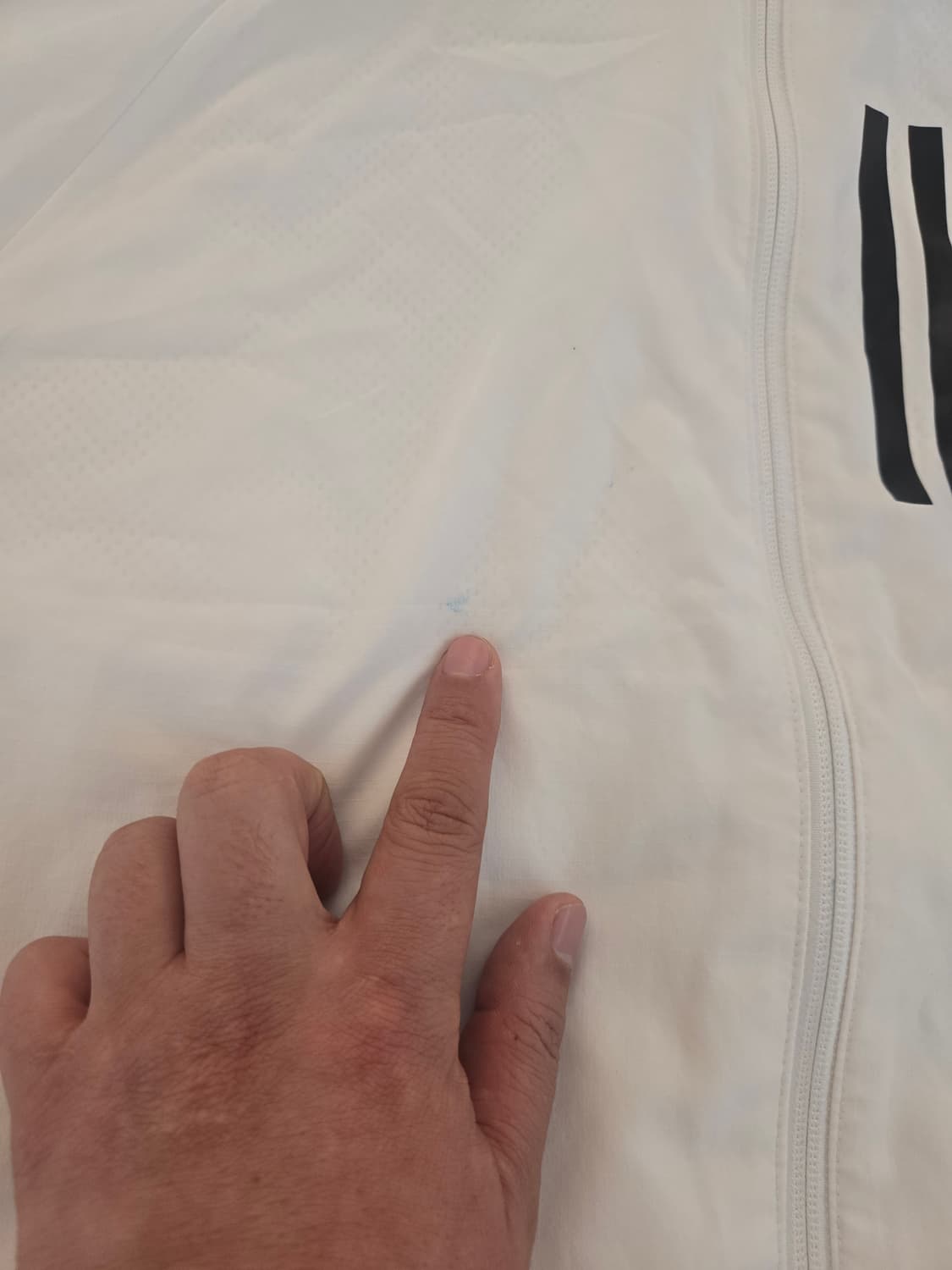아디다스 흰색 후드 바람막이 xl 상품이미지5