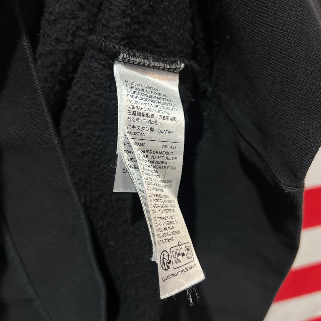 리바이스 검정 맨투맨 상품이미지4