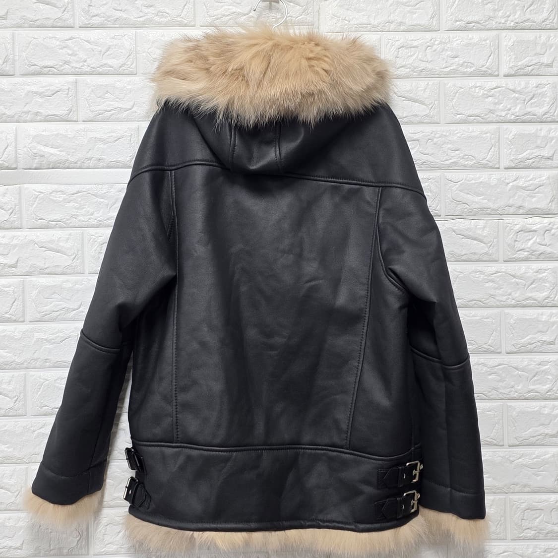 택포) 시슬리 무스탕 숏코트 L 상품이미지4