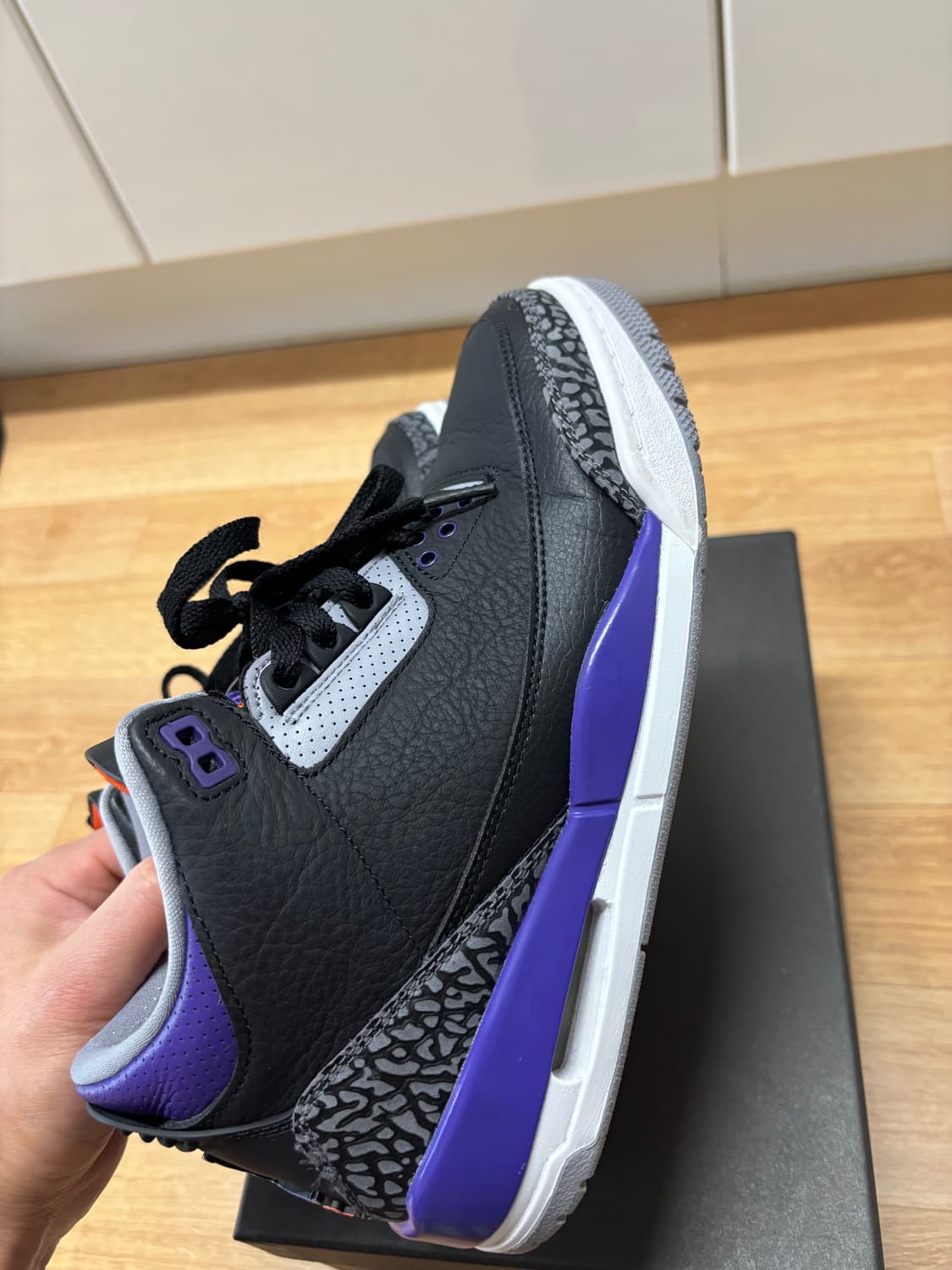 조던3 레트로 코트 퍼플 260 판매합니다 상품이미지3