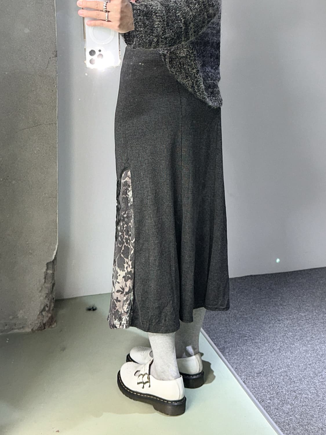 gray flower applique skirt 상품이미지5