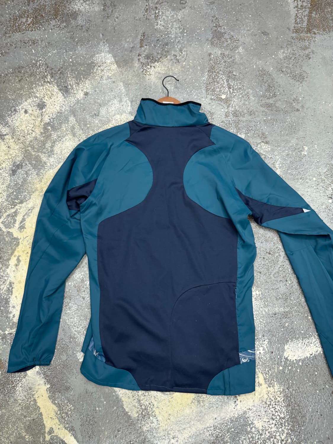 오클리 얆은 바람막이  상품이미지3