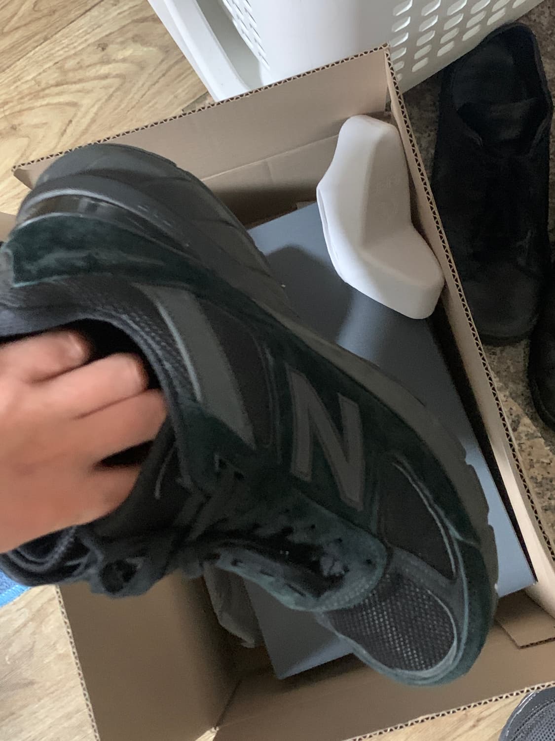 뉴발란스 990v5 black 올블랙 280 상품이미지3