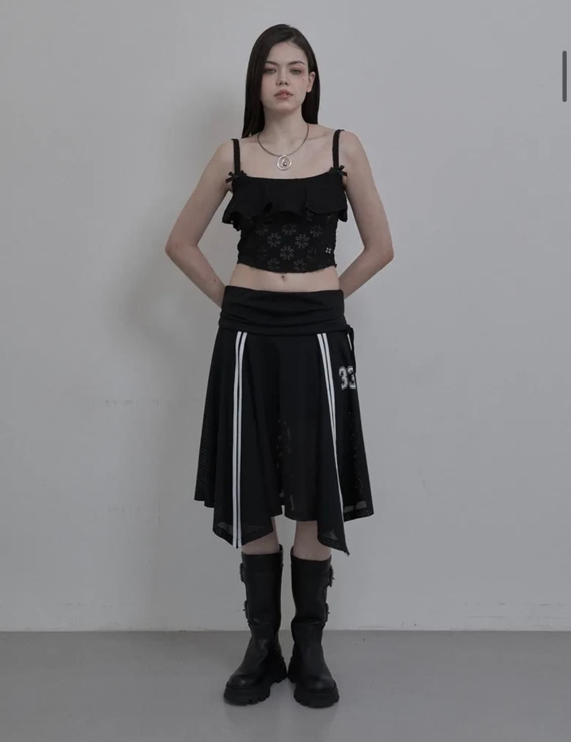 셋업이엑스이 33 SPORTY SKIRT BLACK 상품이미지1