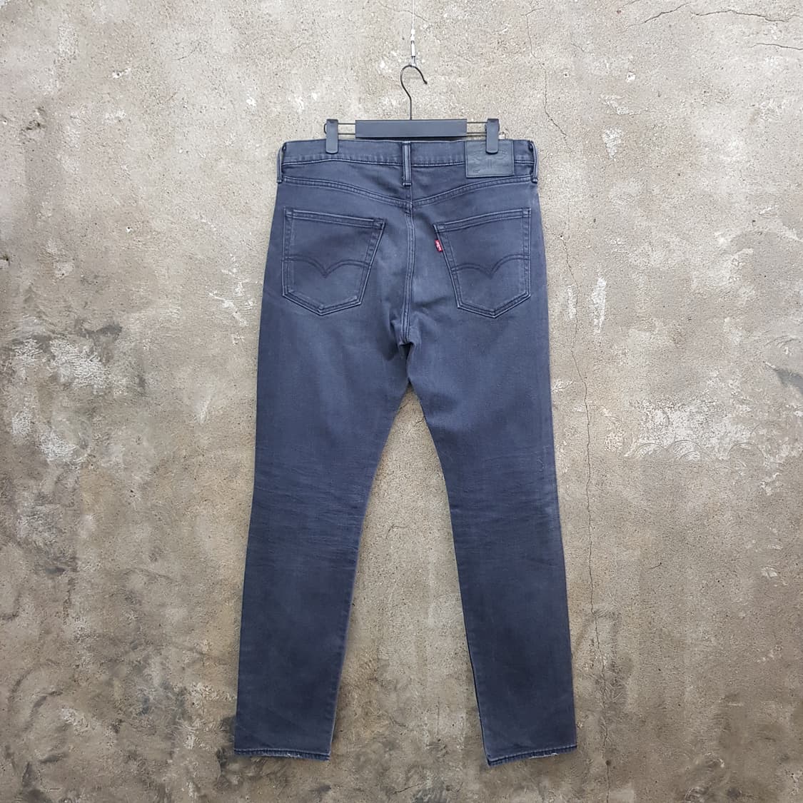 리바이스 522 네이비 데님 팬츠 32 사이즈
 상품이미지2