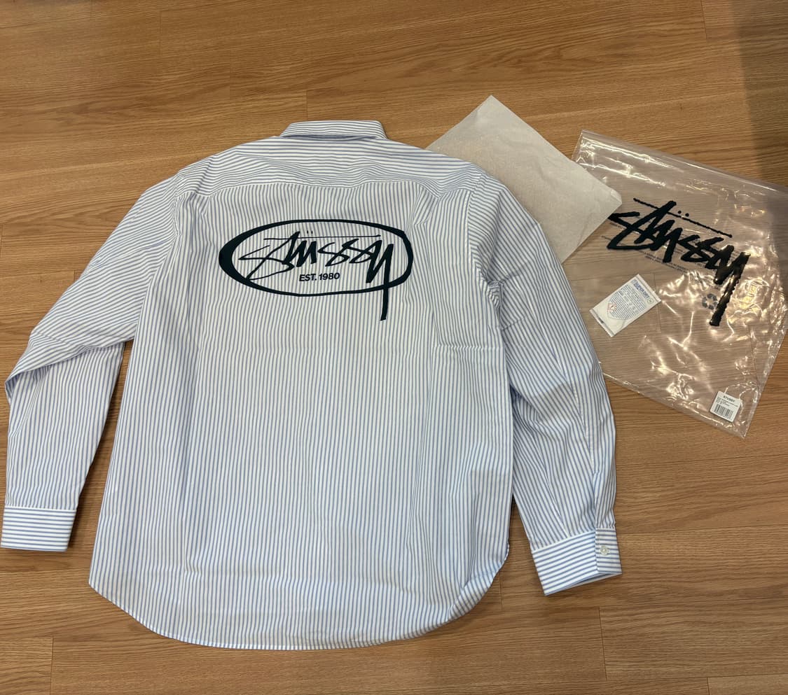 스투시 스탠다드 로고 셔츠 상품이미지3