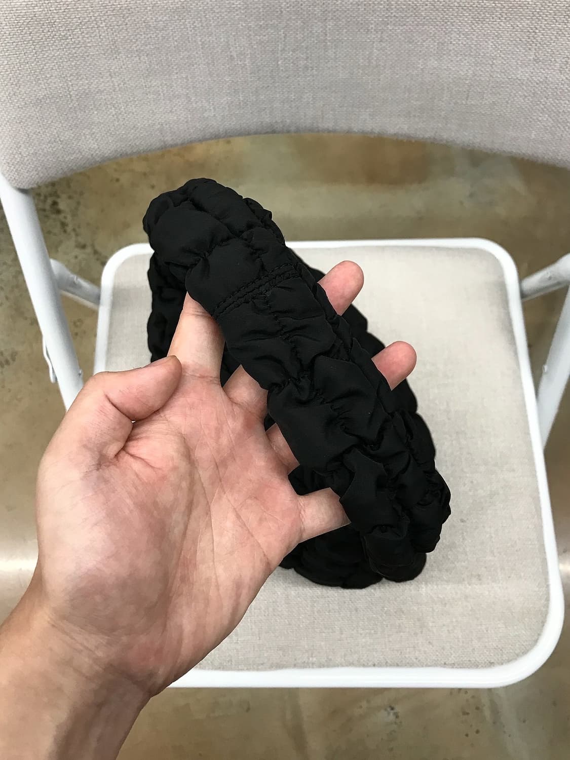 코스 퀼티드 미니 구름백 가방 상품이미지3