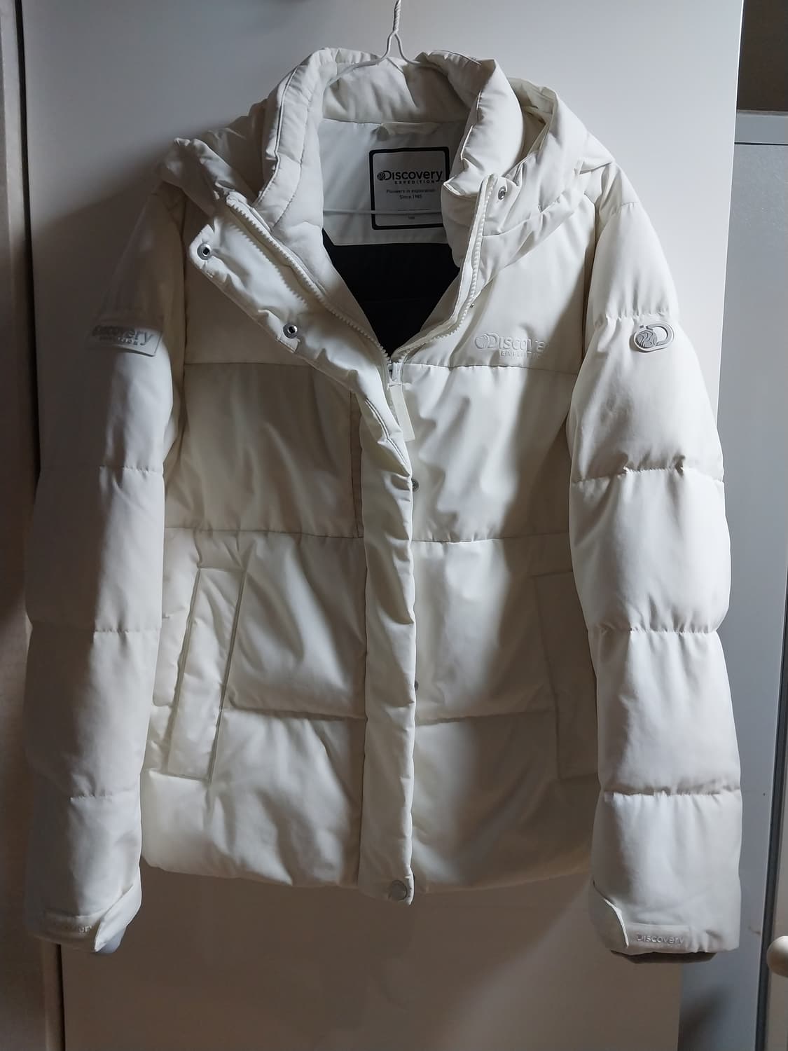 디스커버리  구스다운  후드패딩 상품이미지1