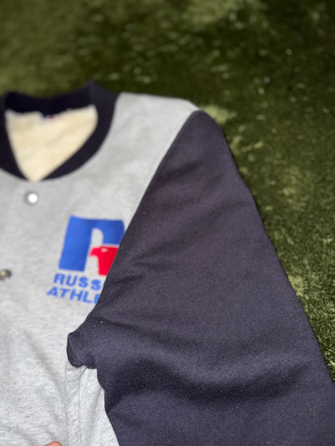 [L] 러셀 애슬레틱 엠브로더리 로고 이너 플리스 스타디움 자켓 그레이 상품이미지5