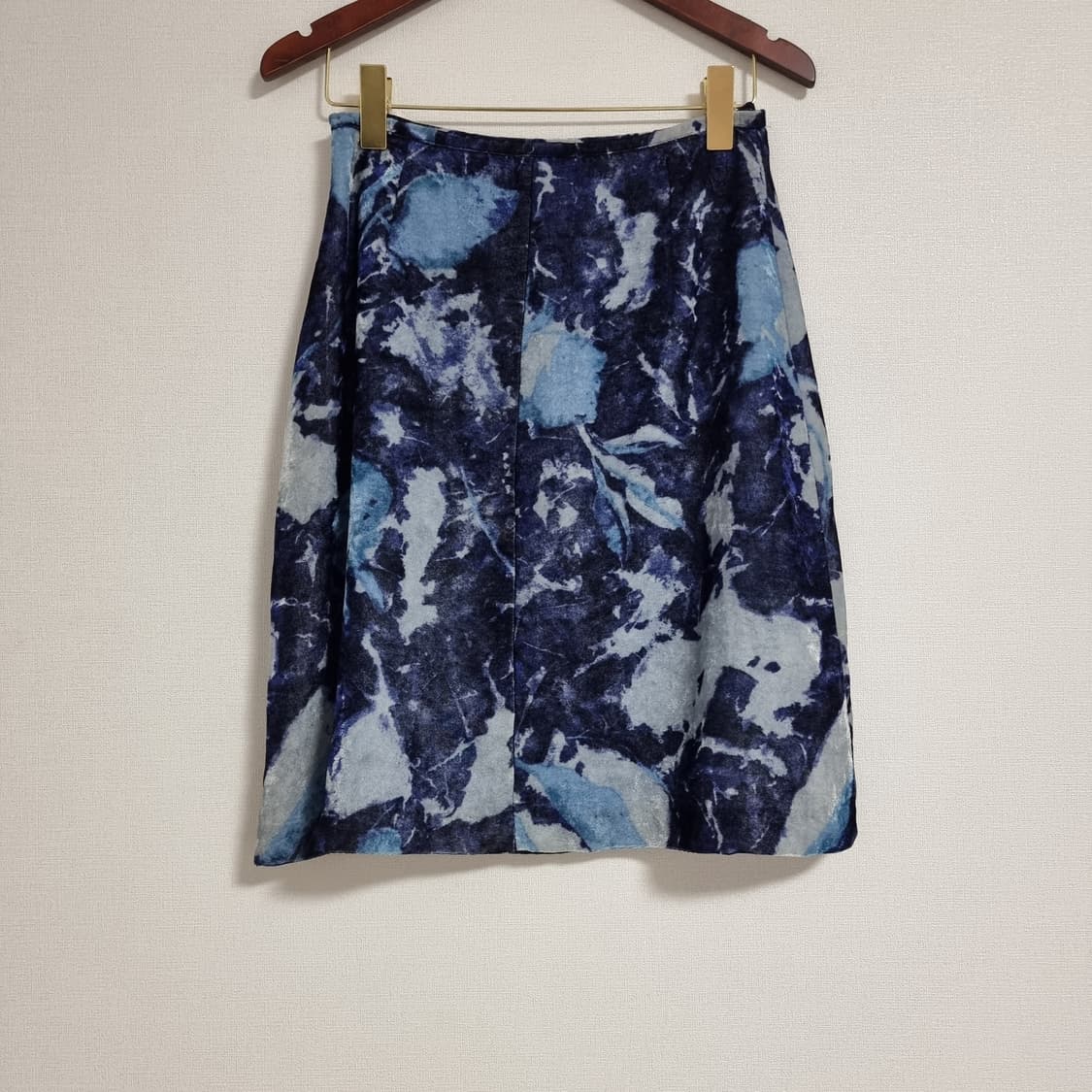 오일릴리 벨벳 랩 스커트 치마 (26인치/표기38) 상품이미지4