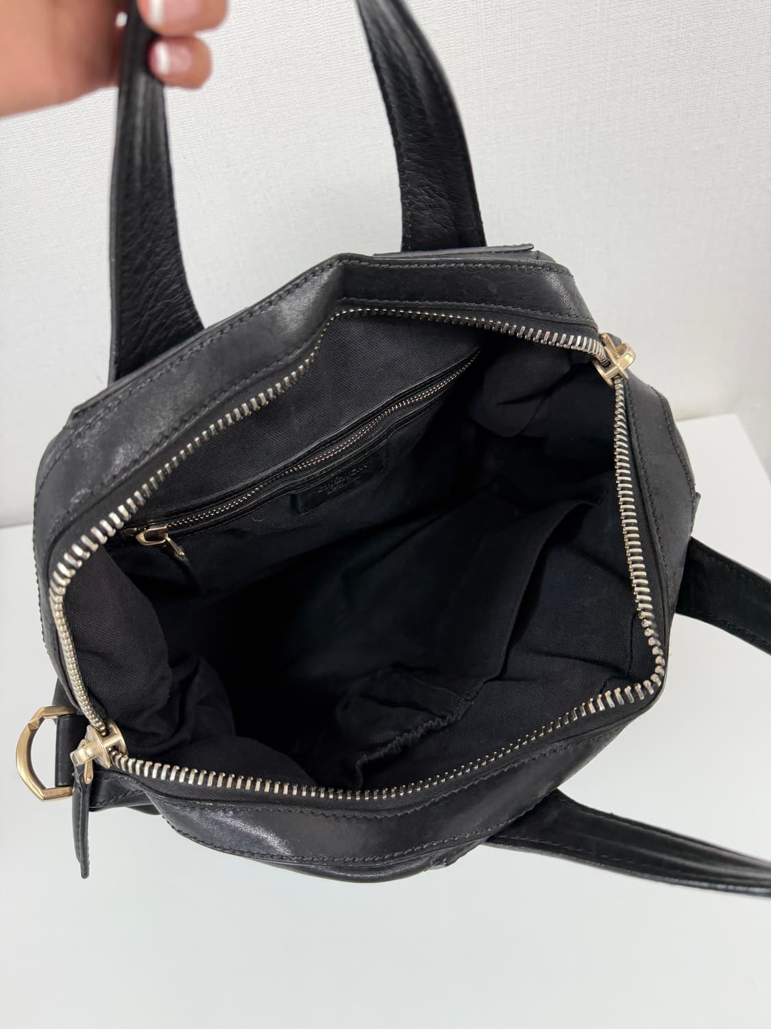 지방시 나이팅게일 블랙 토트백 상품이미지6