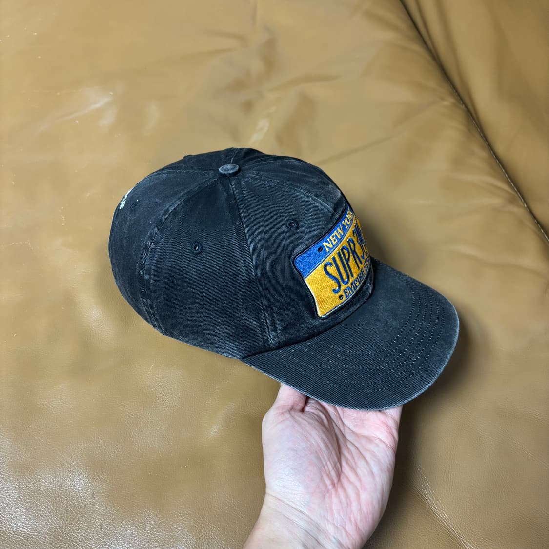 Supreme 슈프림 라이센스 워시드 블랙 6패널 볼캡 모자 Black 상품이미지3