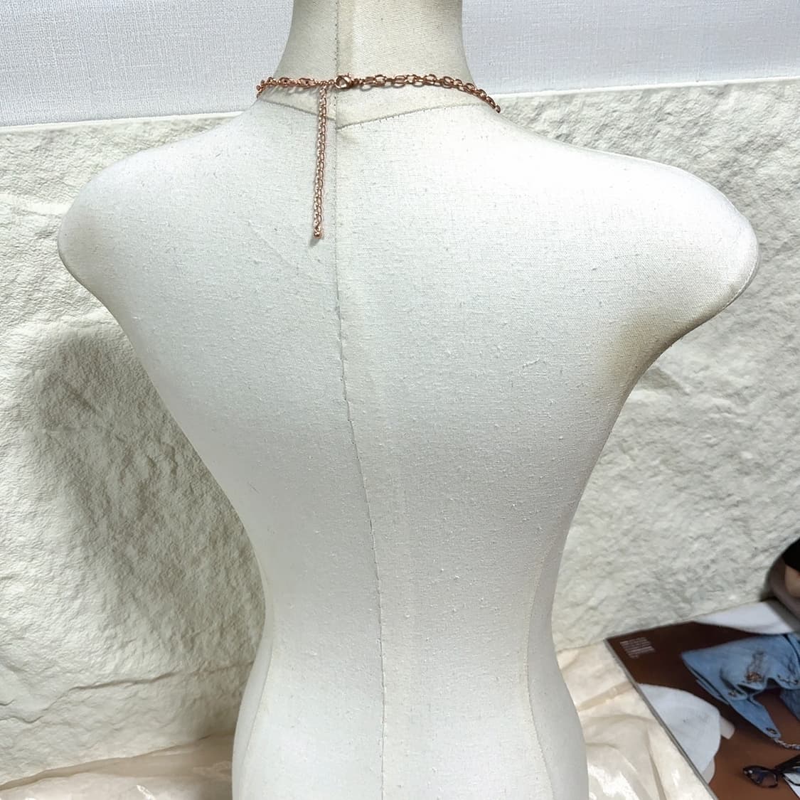 빈티지  로즈골드톤 메탈 해머링 태슬 목걸이 상품이미지4