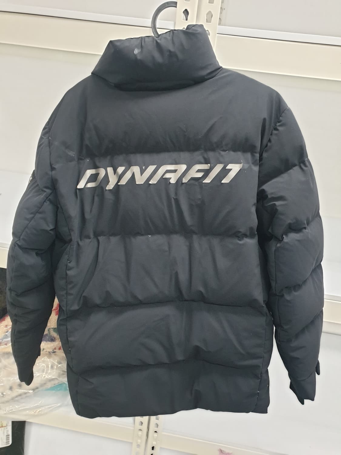 다이나핏 정품 구스패딩 100사이즈 팝니다  상품이미지2