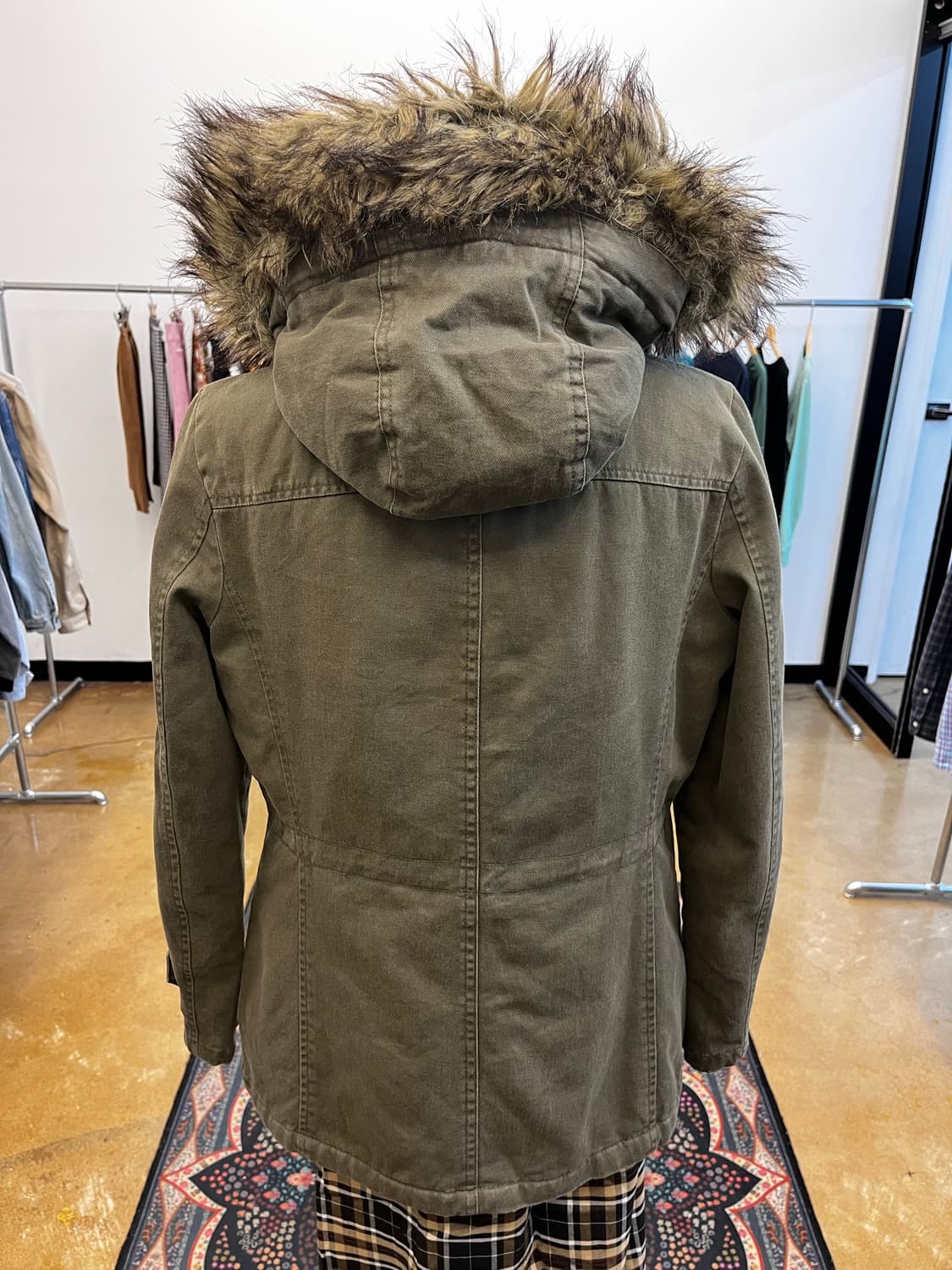 마이클 코어스 퍼 후드 필드 파카 상품이미지5