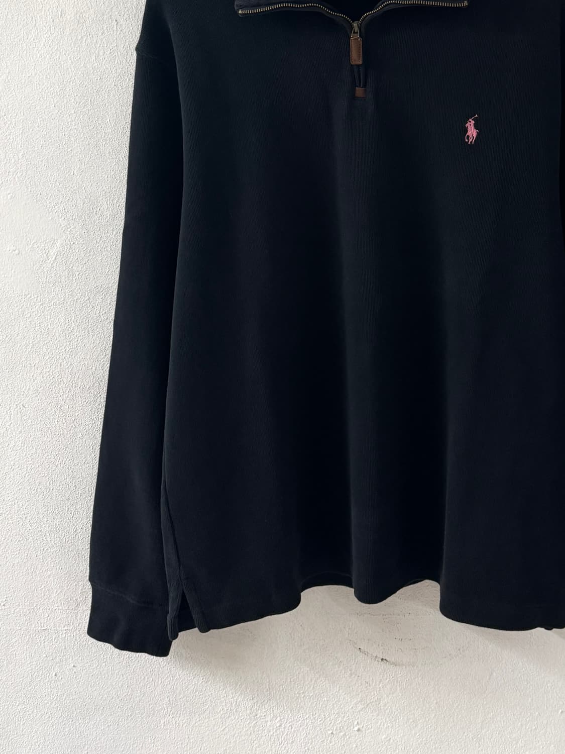 폴로 블랙 핑크포니 반집업 니트 상품이미지3