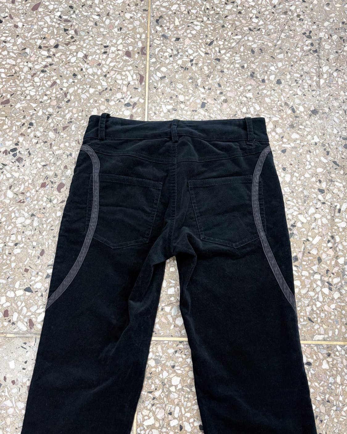 알레산드로 드 베네드띠 파이핑 디테일 코듀로이 팬츠 상품이미지5