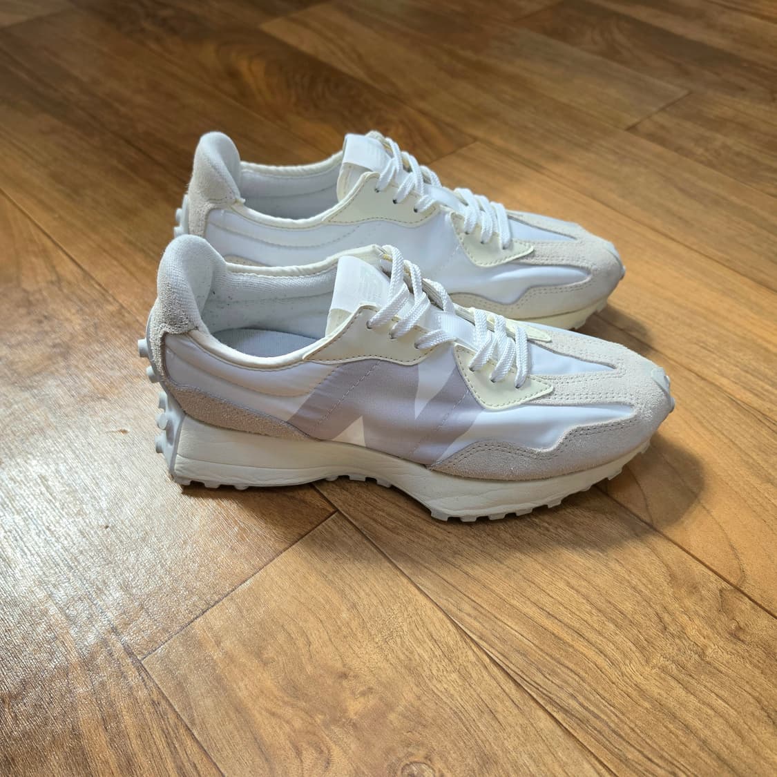 뉴발란스 327 문빔  상품이미지3