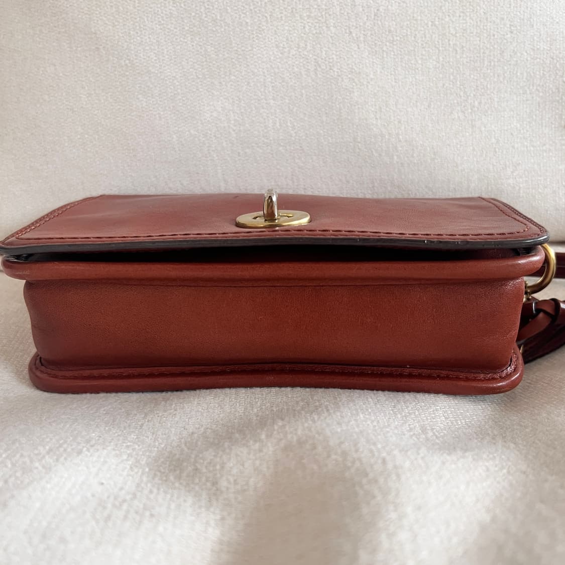 코치 브라운 레더 크로스백 19914 상품이미지8