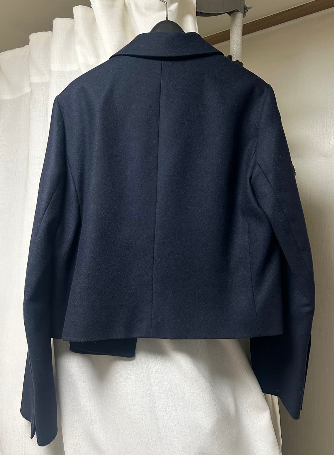 COS 네이비 크롭 블레이저 상품이미지3