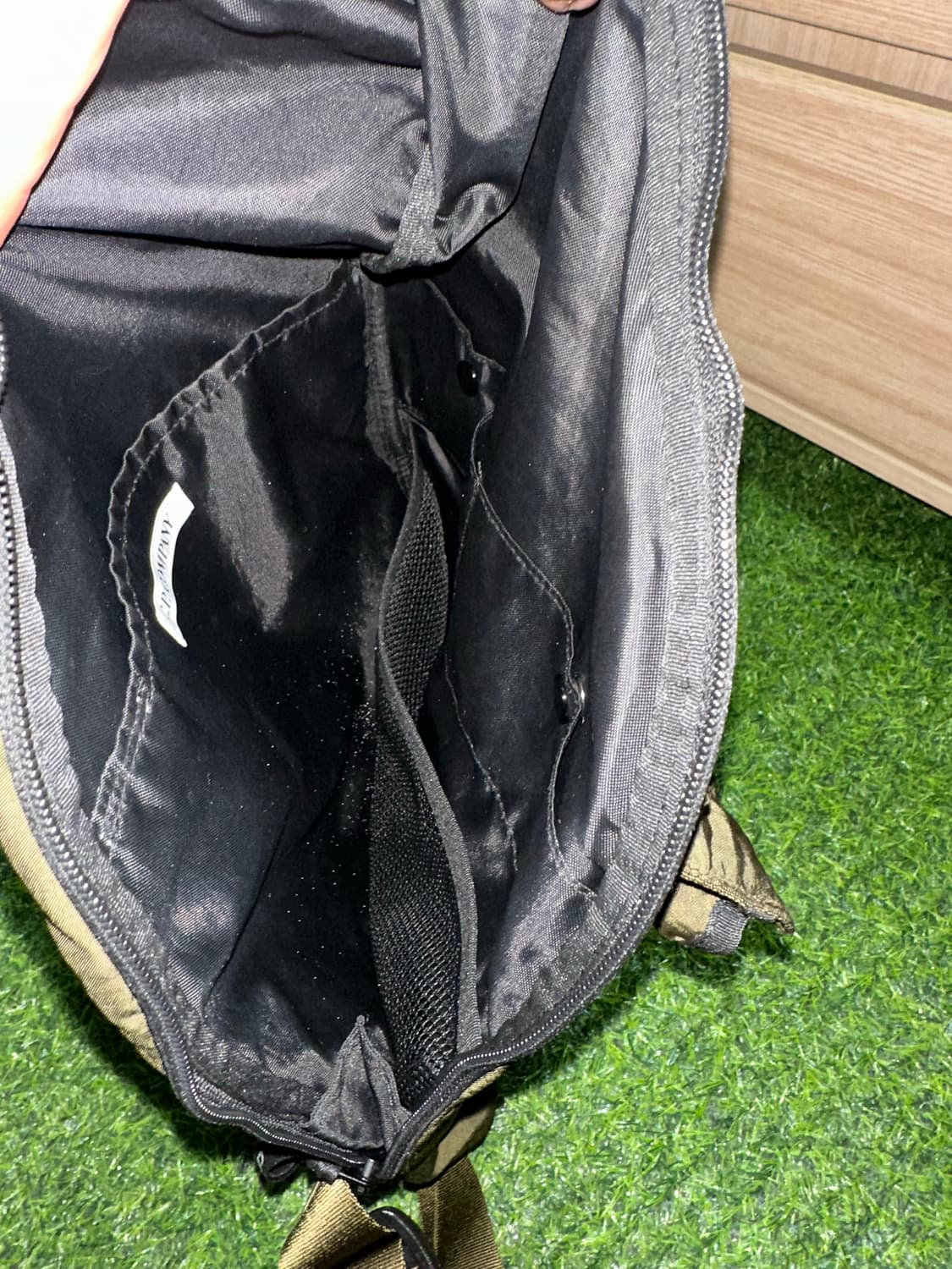 시피컴퍼니 탄창 크로스백 상품이미지4