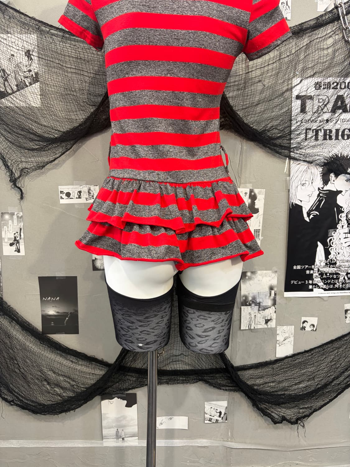 Kitsch Stripe frill half zip Top 상품이미지10