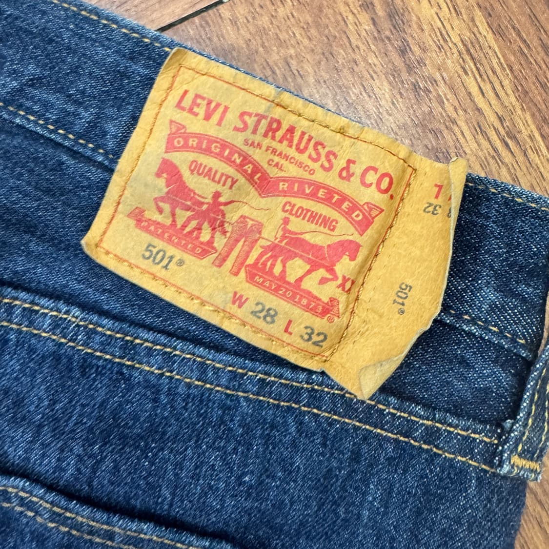 28 리바이스 501 데님 팬츠  상품이미지4