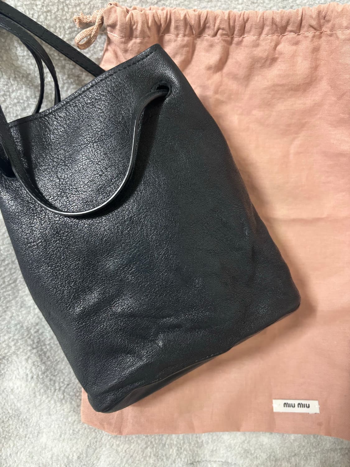 Miumiu 미우미우 나파레더 미니백 블랙 (정품) 상품이미지6