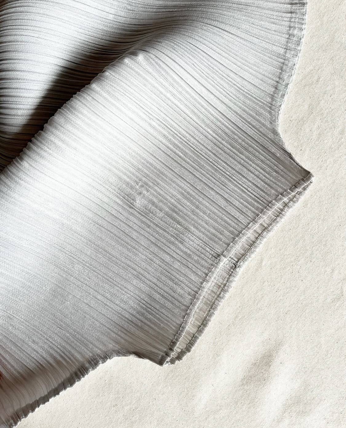 ISSEY MIYAKE PLEATS PLEASE grey 상품이미지5