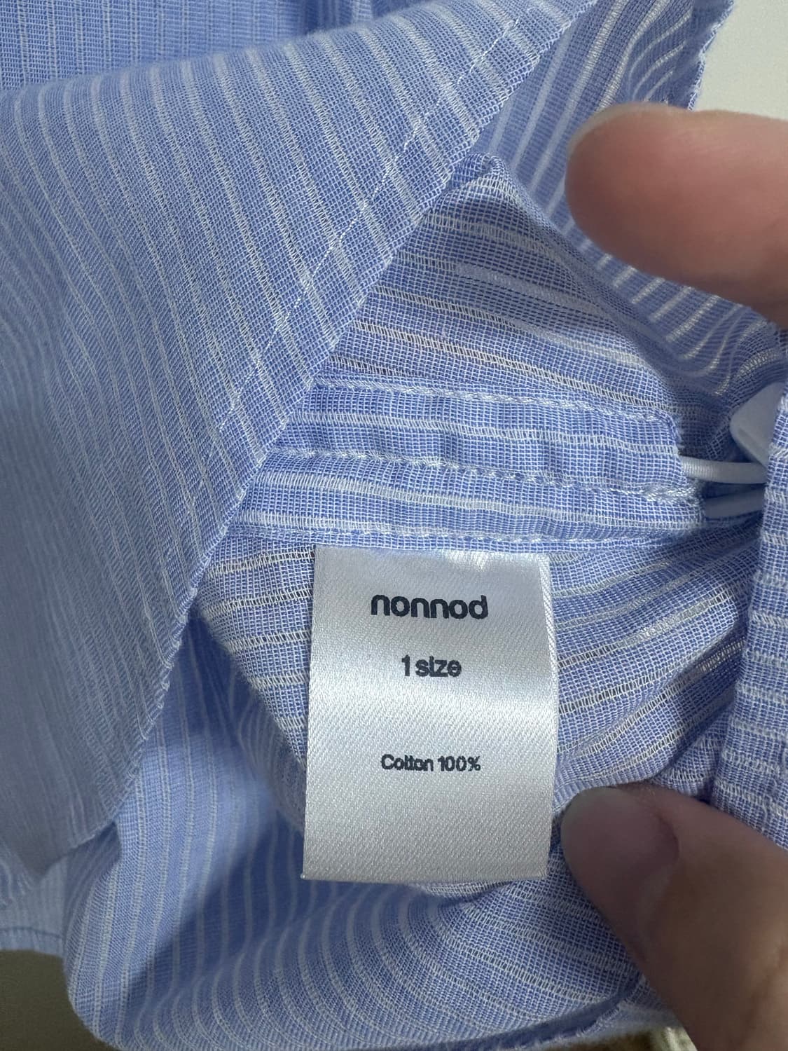 [1] 논노드 플렉시블 스트링 셔츠 - 스카이 블루 스트라이프 상품이미지8