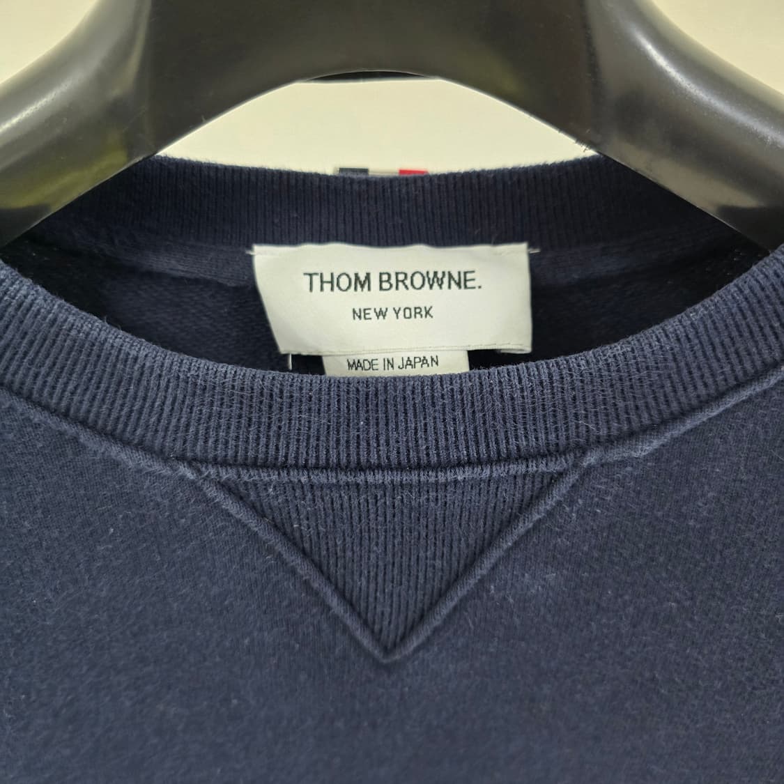 톰브라운 사선 완장 여성 맨투맨 38사이즈 판매 상품이미지2