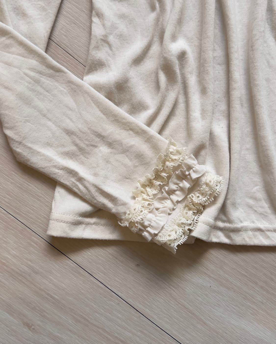 [Sevradical] Ruffled High Neck Long Slee 상품이미지3