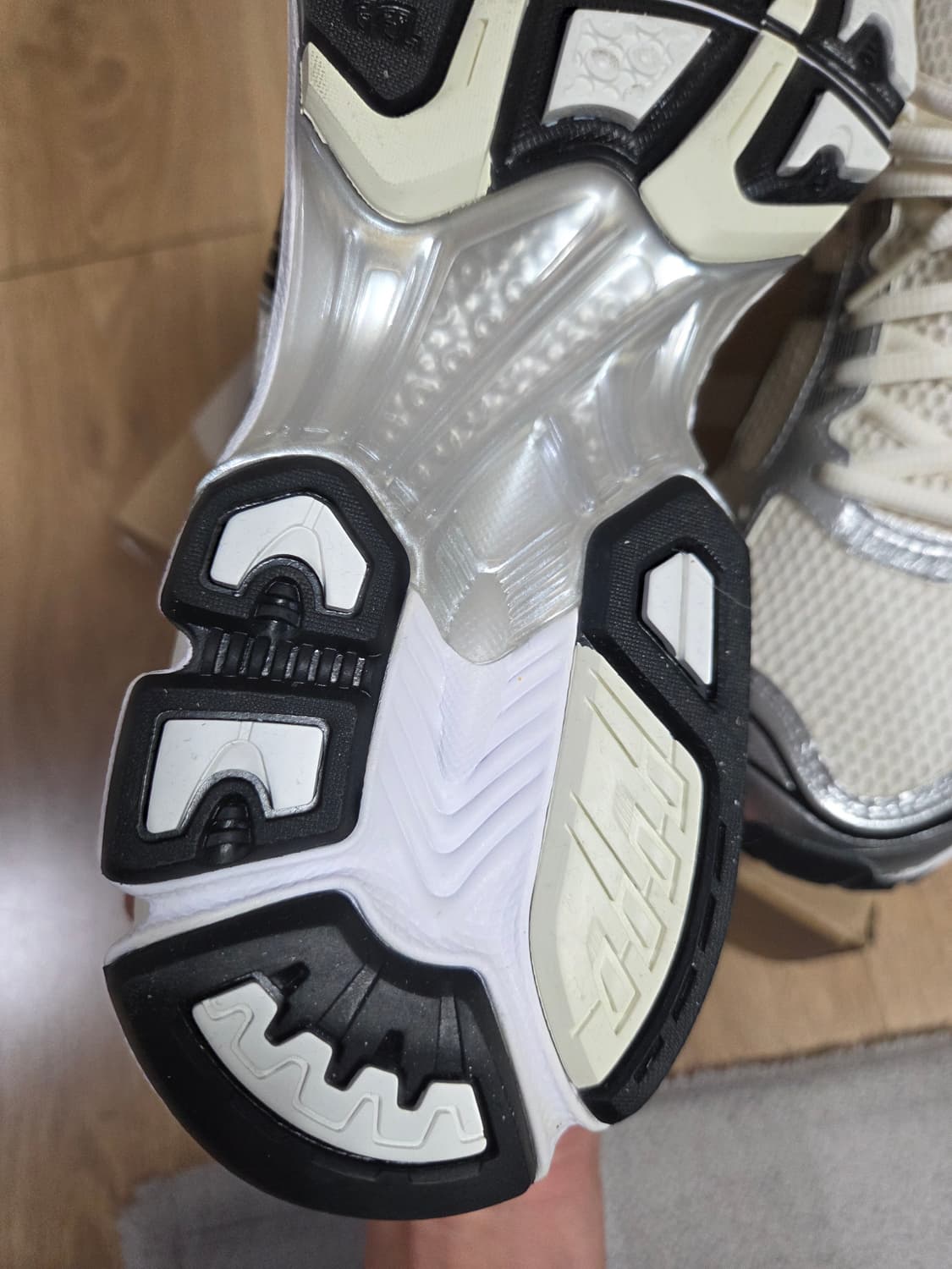 아식스 젤카야노14 크림블랙 270 상품이미지5