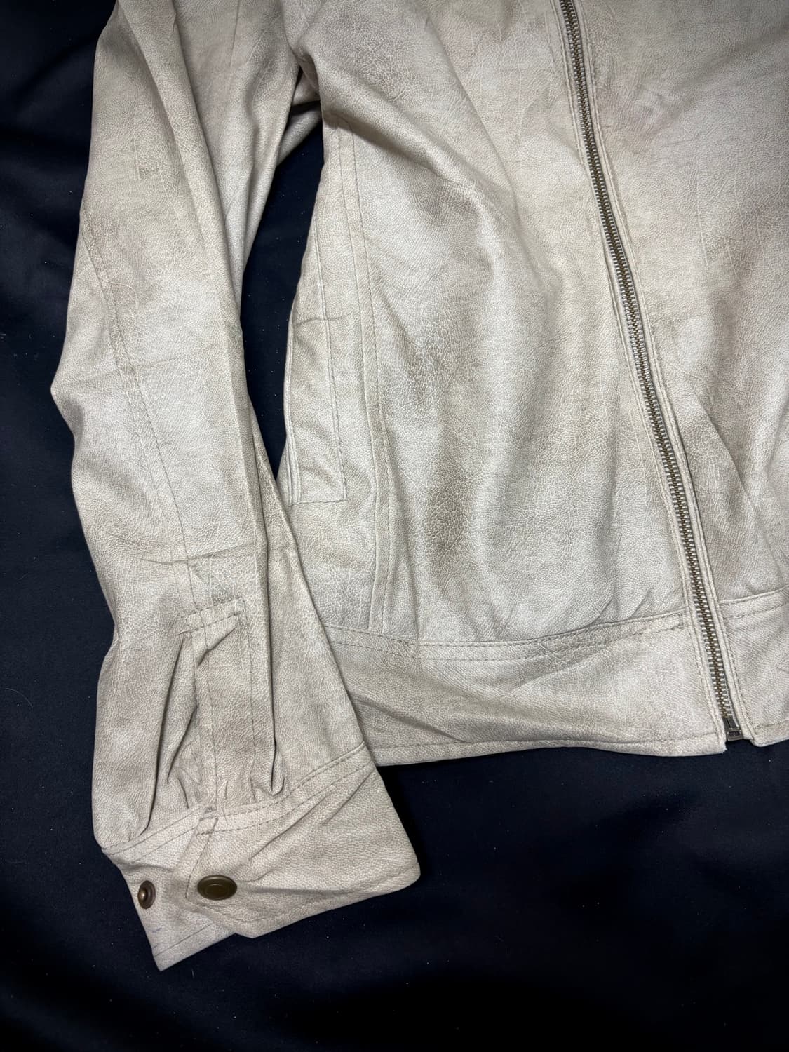 Dirty Washed Neck Buckle Detail Jacket 상품이미지4