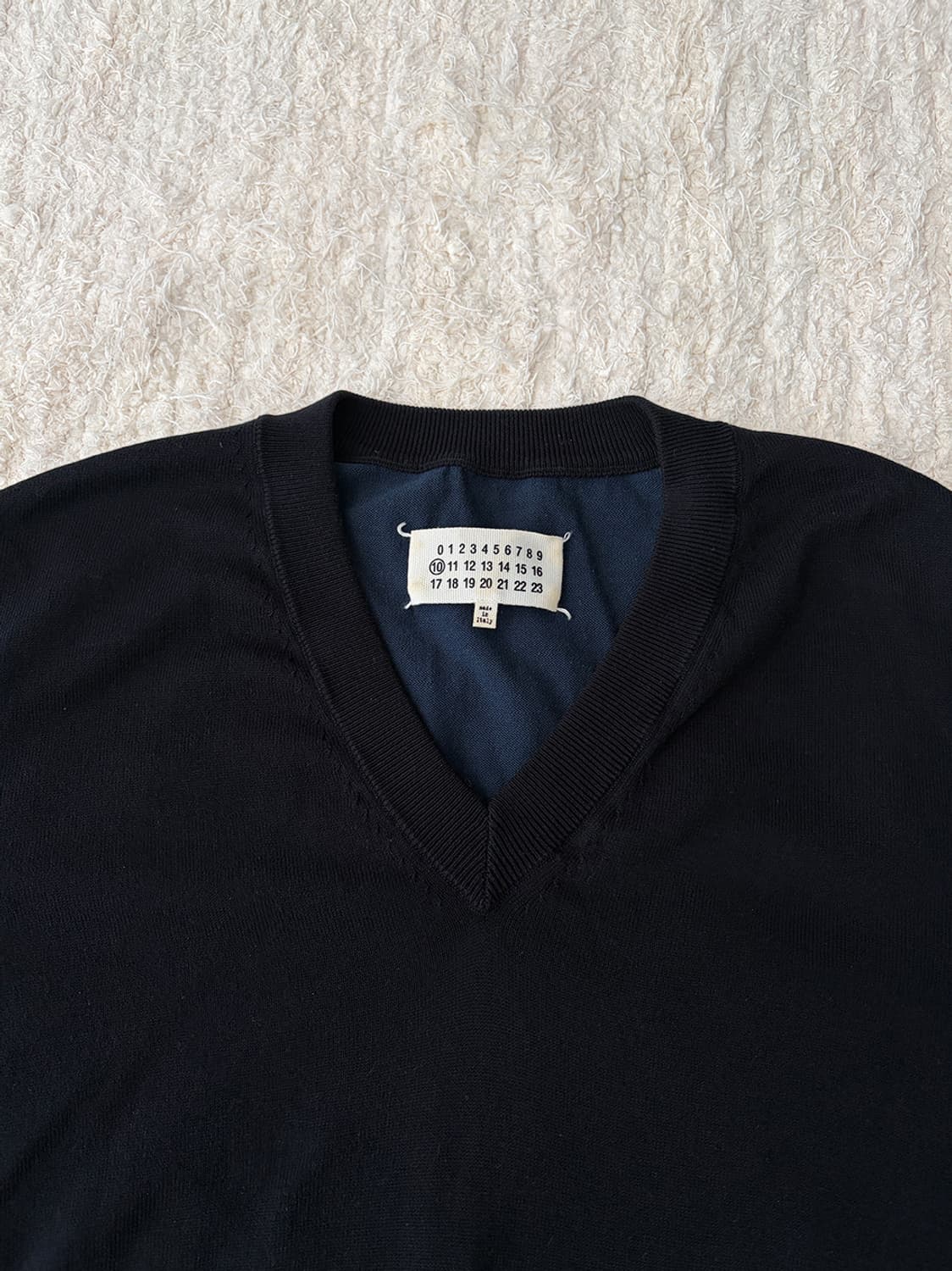 마틴 마르지엘라 브이넥 니트 상품이미지3