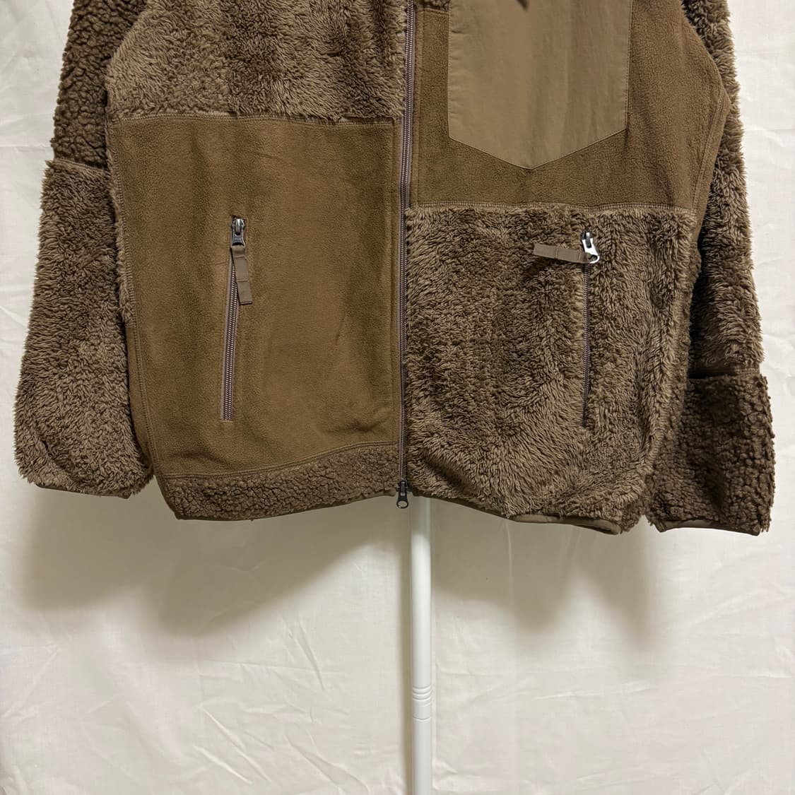 유니클로x엔지니어드 가먼츠 콜라보 플리스 집업 / 브라운, M 상품이미지3