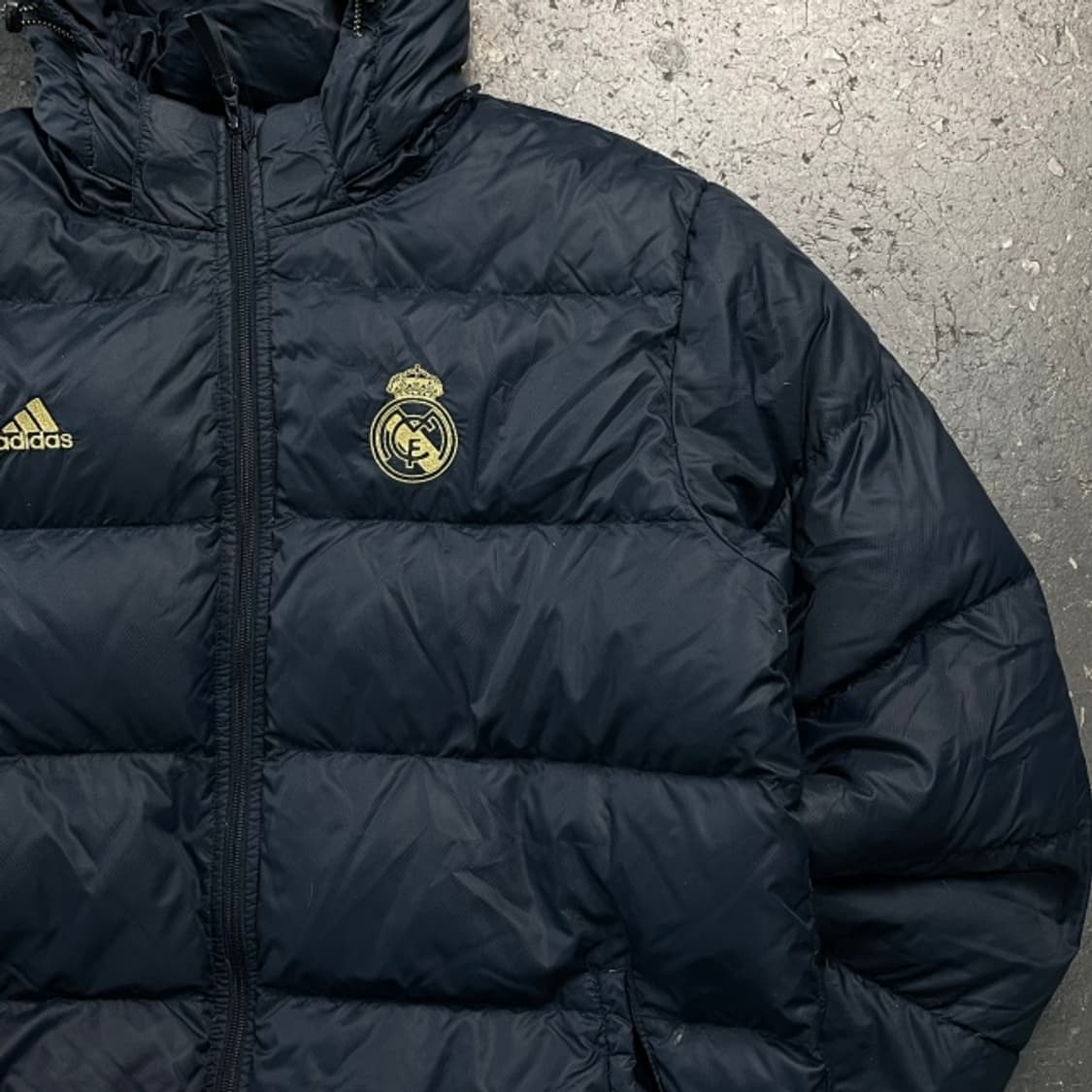 105 아디다스 레알마드리드 패딩  상품이미지2