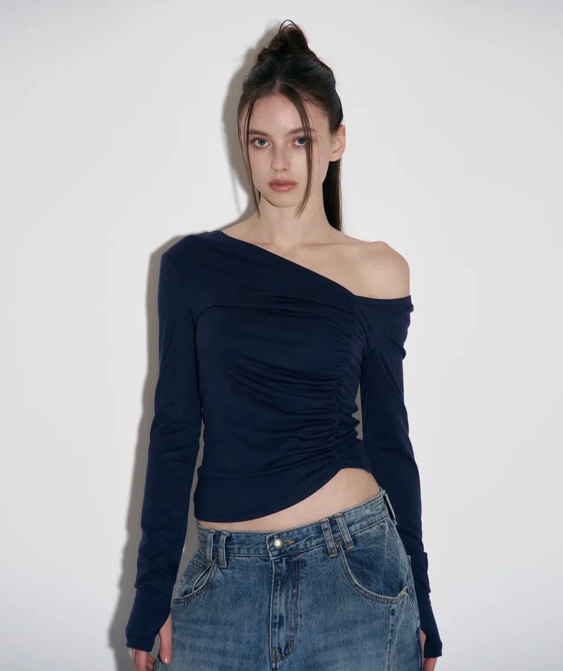 플리즈노팔로우 언발 셔링 롱 슬리브 탑 블루네이비 상품이미지1