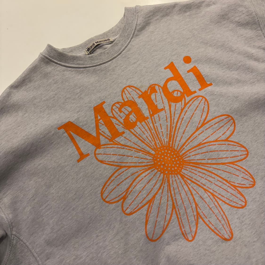 마르디 메크르디 플라워 맨투맨 그레이 D194 상품이미지3