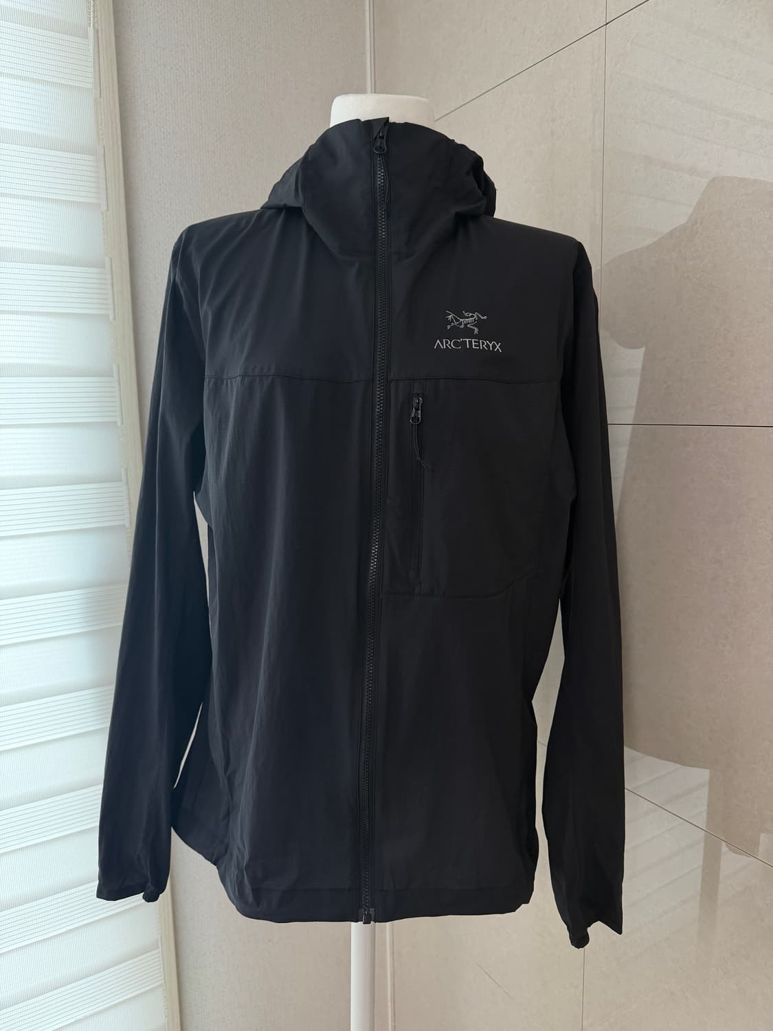 아크테릭스 스쿼미시 후드 블랙 바람막이 자켓 M 상품이미지1