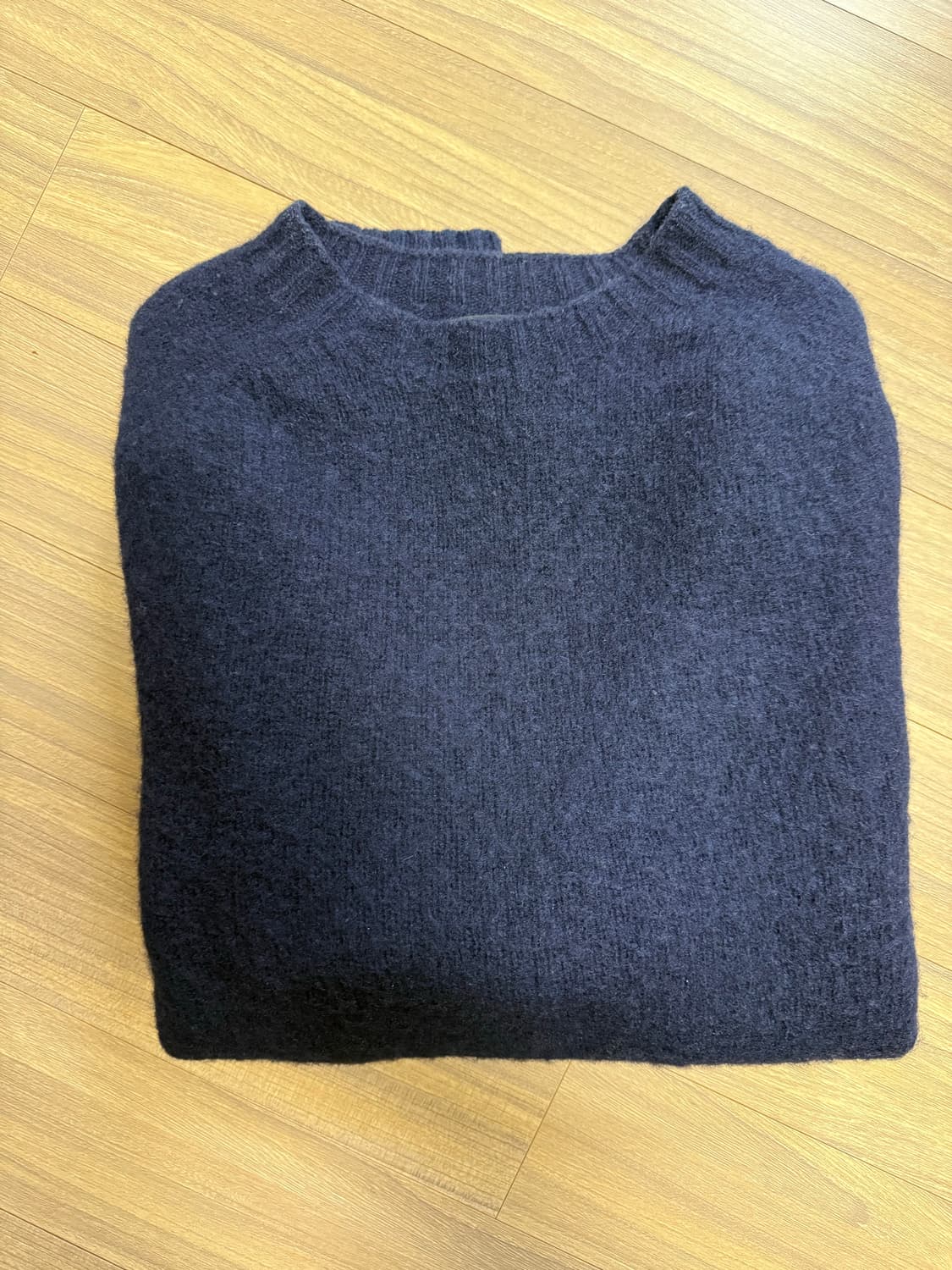 하울린 쉐기독 네이비 m 사이즈 판매합니다 상품이미지6