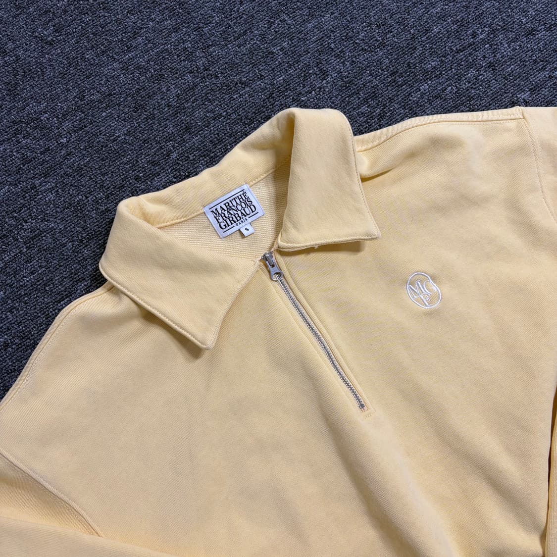 마리떼 하프집업 크롭 맨투맨 상품이미지3