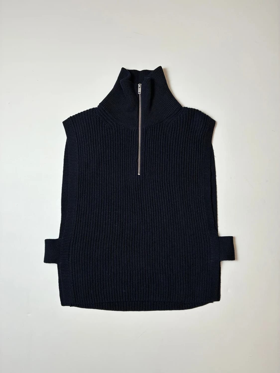 코스 COS 22ss 초판 하이브리드 니트 베스트 PN8123 상품이미지1