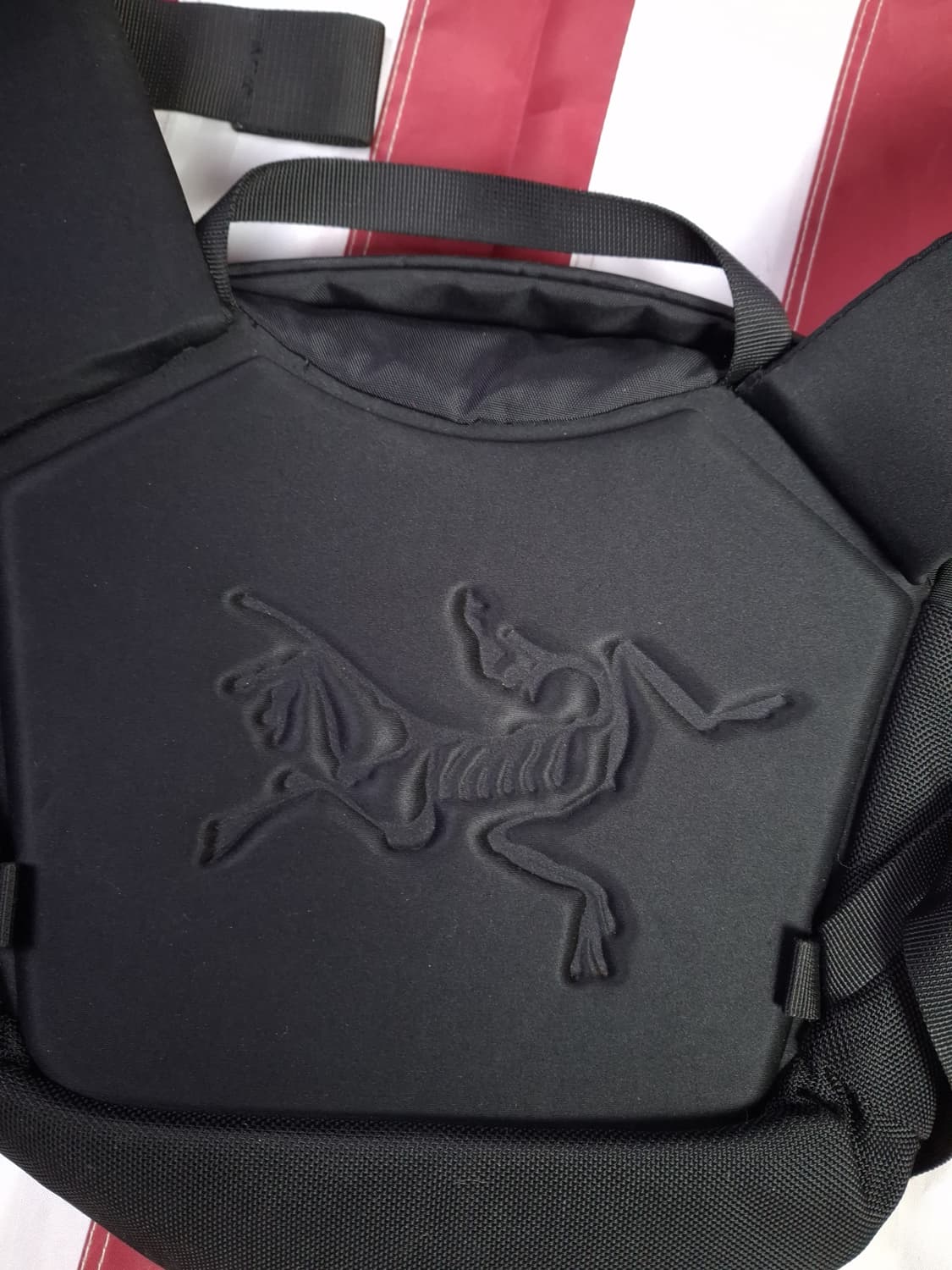 오리지날 아크테릭스 미스트랄 16 크로스백 상품이미지10