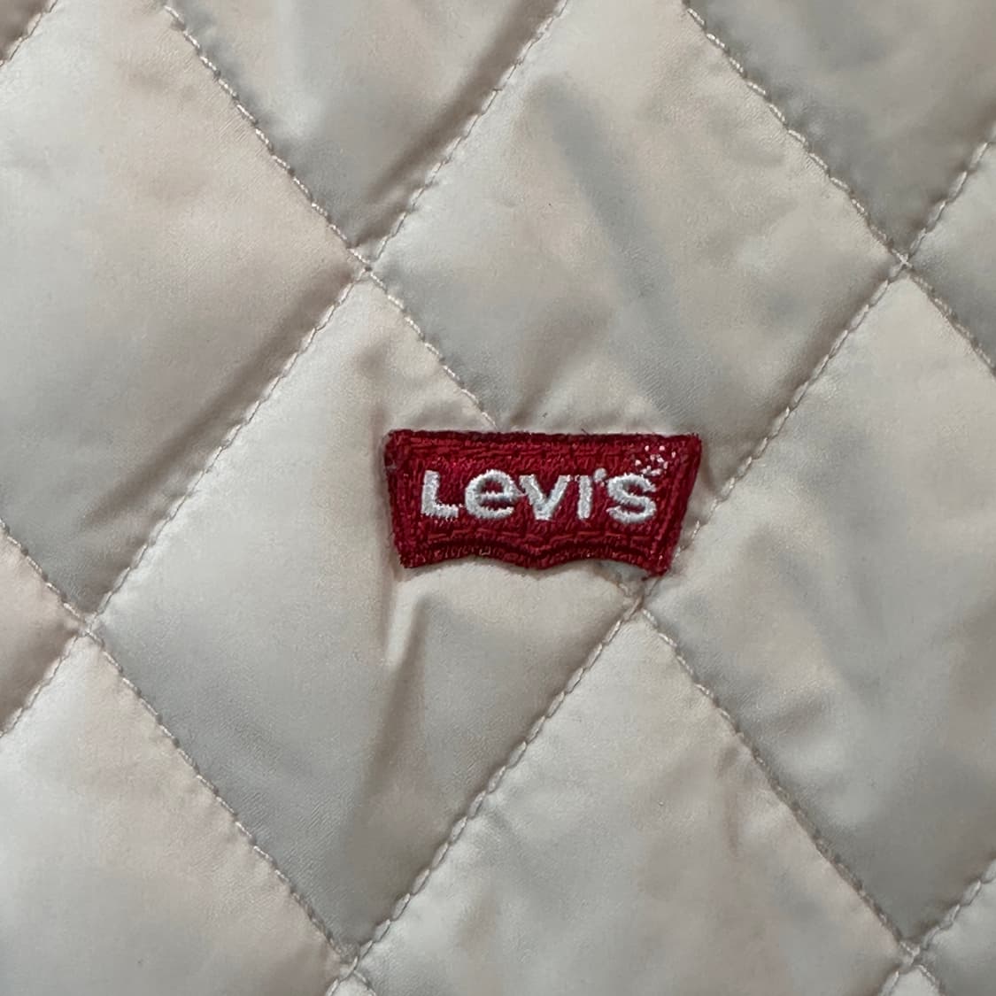 리바이스 핑크 퀄팅 경량 패딩 자켓 상품이미지2