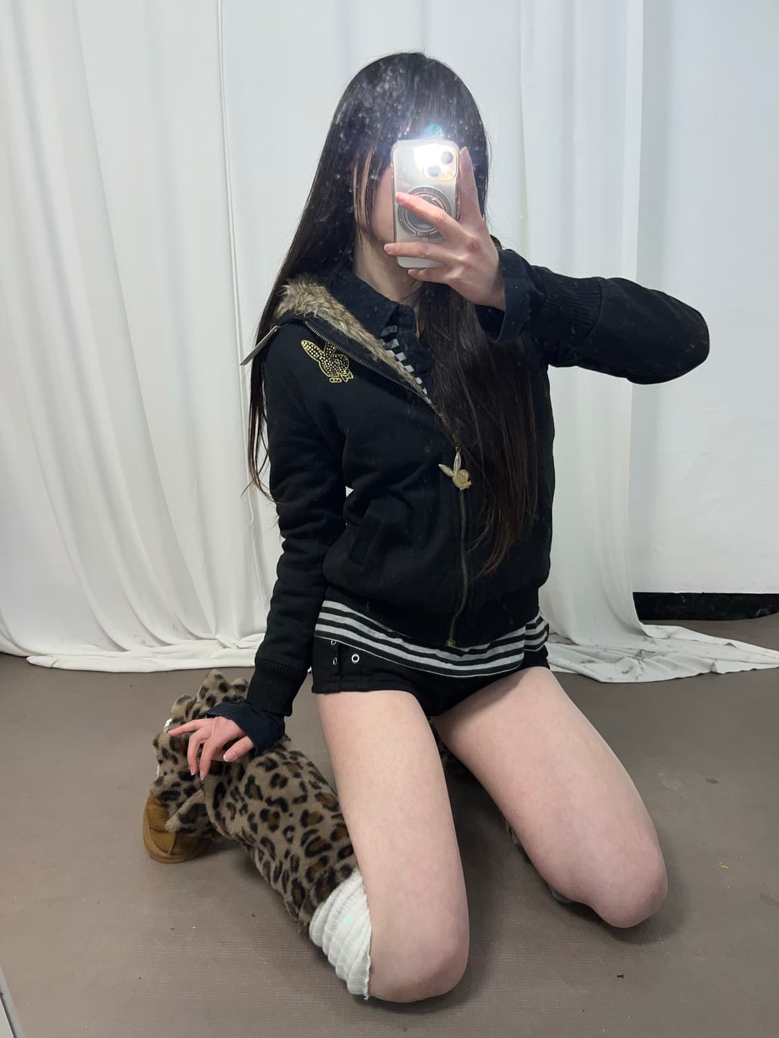 Playboy P2K 스터드 포인트 양털 후드집업 상품이미지5